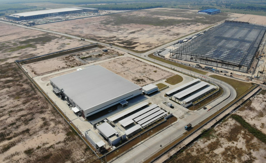 CoorsTek facility in Rayong, Thailand, where a new rooftop and carport solar photovoltaic (PV) system will be installed by TotalEnergies ENEOS.