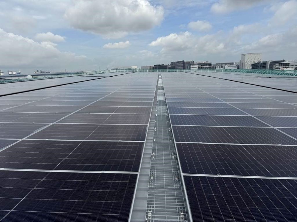 Solar rooftop project at one of LHYK’s facilities, installed by TotalEnergies ENEOS
